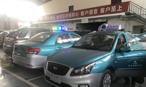 內蒙古包頭市智能出租車LED頂燈屏安裝項目